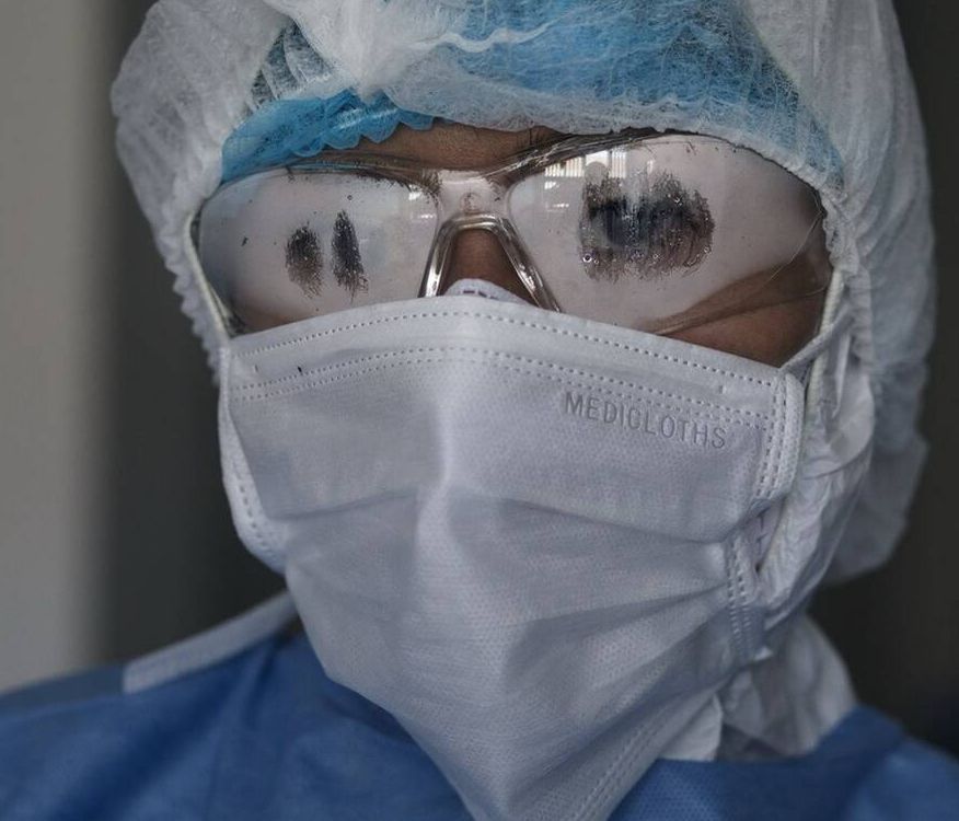 Κορονοϊός: Εφιαλτική πρόβλεψη - Μέχρι πότε θα είμαστε σε καραντίνα