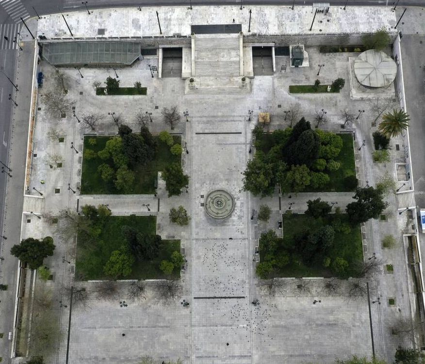 Κορονοϊός – Καθηγητής Καφετζής στο Newsbomb.gr: Θα ζούμε με την απειλή του φονικού ιού για 2 χρόνια