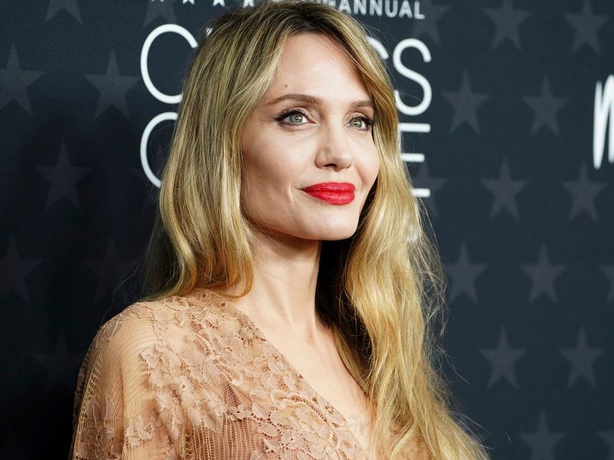 Η Madonna αγόρασε την ιστορική έπαυλη της Angelina Jolie με έναν αιώνα χολιγουντιανής ιστορίας
