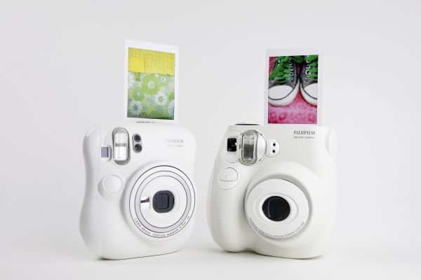 instax-camera-44dc_600.0000001301262459