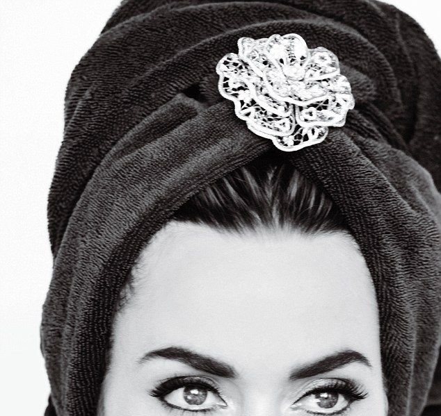 article-2035164-0DC5B2E700000578-37_634x617