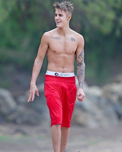 1385143356 justin-bieber-lg