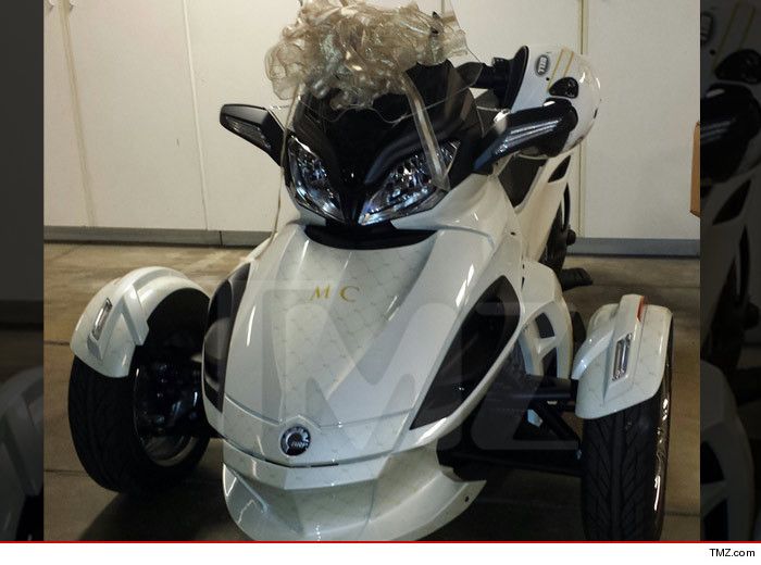 1221-can-am-spyder-wm-3