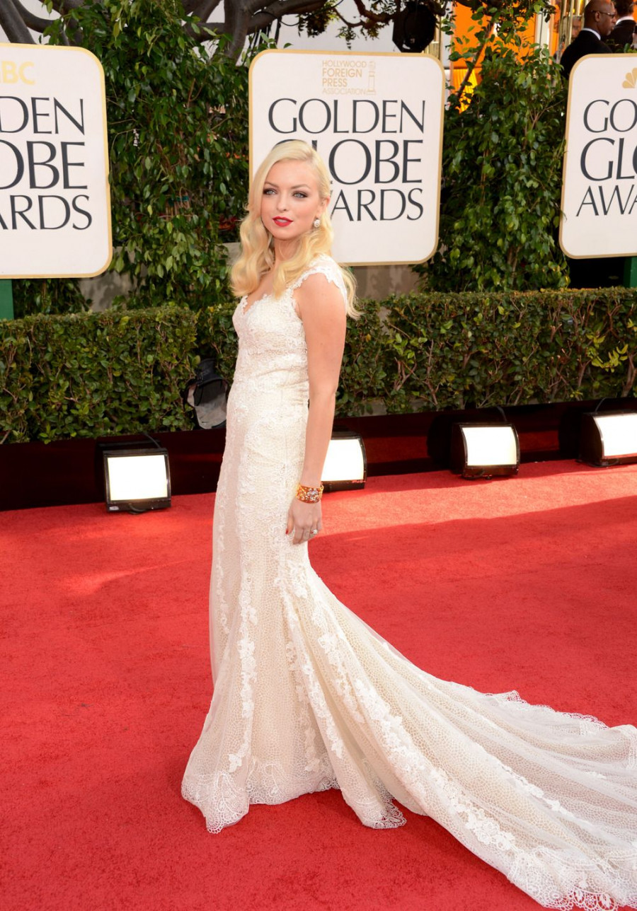 159419925-1958231625992652714