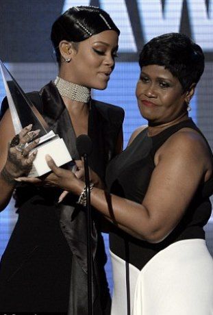 article-2513143-19A0045D00000578-568 306x462