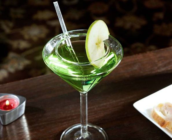 spill-proof-martini-glass-1