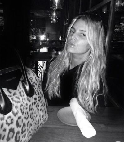 1387121411 jessica-simpsom-g