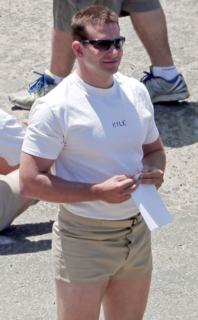 rs 634x1024-140604141953-634.Bradley-Cooper-Short-Shorts-Butt-Filming.jl.060414