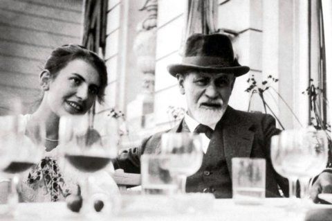 stn1328freud2 317732k