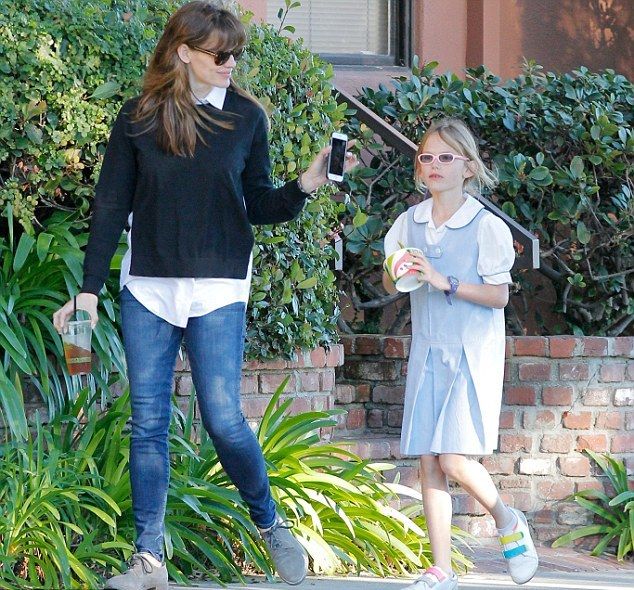 24BE599B00000578-2914142-image-m-26 1421455943205