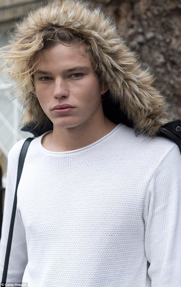 24DBFB9E00000578-2917728-image-m-5 1421732514273