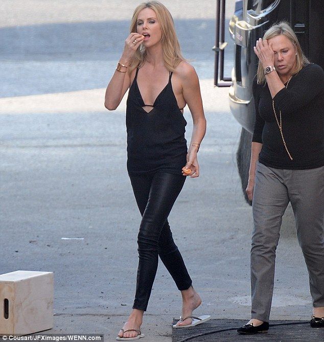 24ED0C4E00000578-2921111-image-m-78 1421899811829