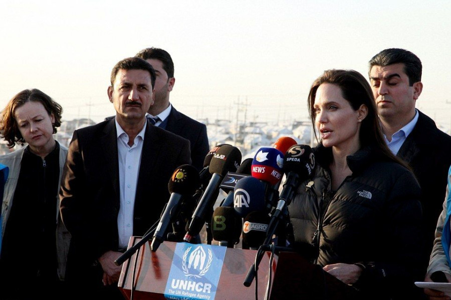 250B6D6E00000578-2925706-image-a-22 1422213760694