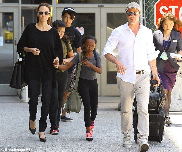 25274FDA00000578-0-image-m-26 1422493455806