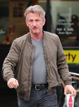 252E938D00000578-0-image-a-143 1422628455597