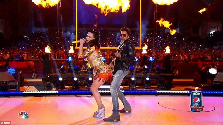 2541DEA500000578-2935802-image-a-50 1422840322337