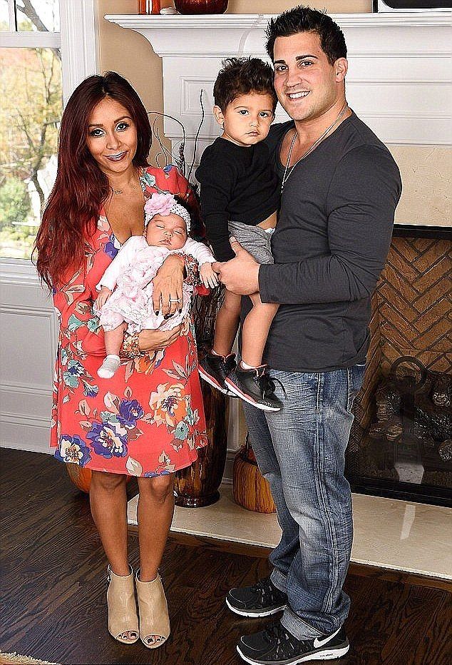 25508DE500000578-2938821-image-a-26 1423008906115