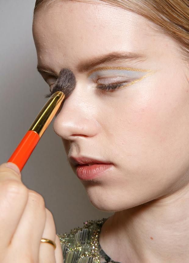 giorgio-armani-prive-beauty-haute-couture-spring-2015-pfw3