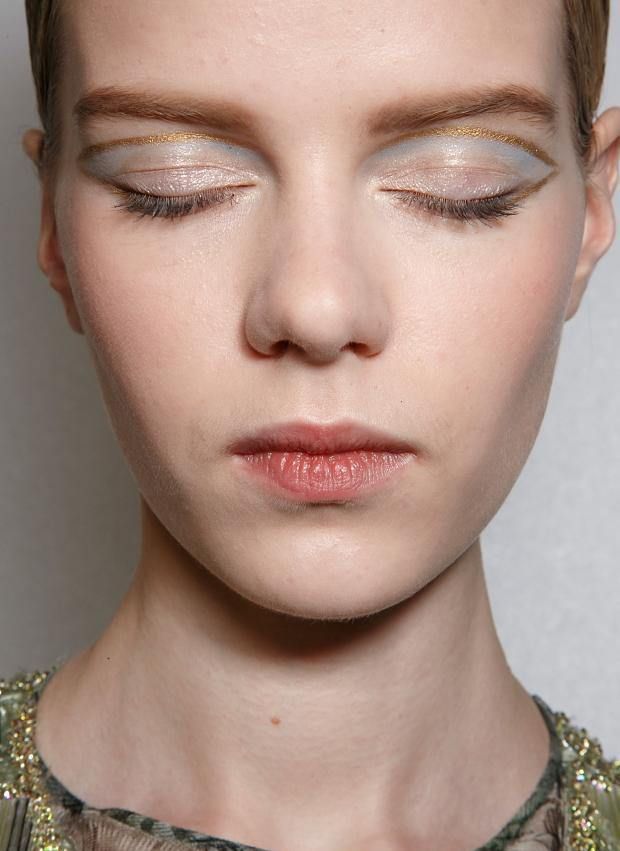 giorgio-armani-prive-beauty-haute-couture-spring-2015-pfw5