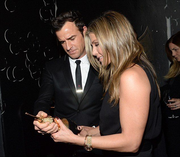 2535280000000578-2940208-image-a-103 1423085953634