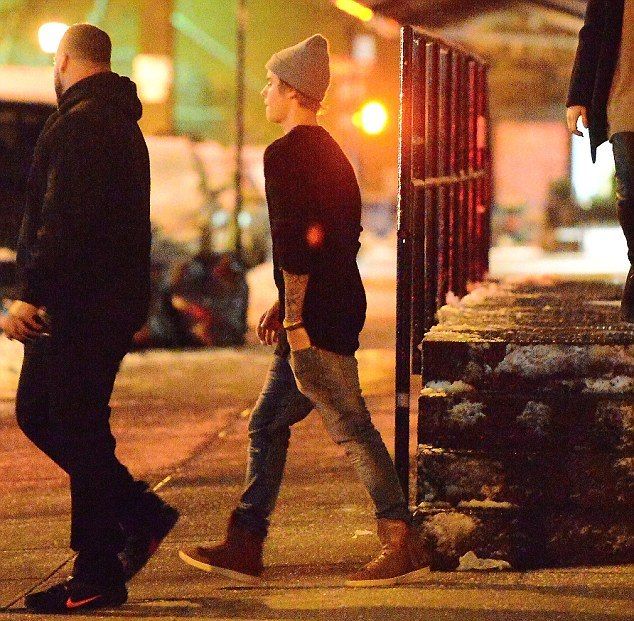 2552736700000578-2939325-image-a-136 1423046887795