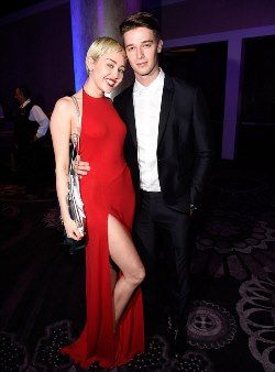 2573E60F00000578-0-image-a-130 1423372821192