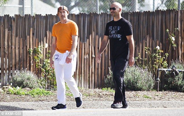 25761E0200000578-2945198-image-m-20 1423439620538