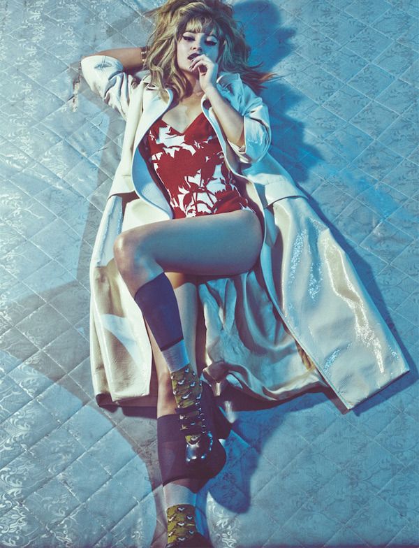 kylie-jenner-love-magazine-1