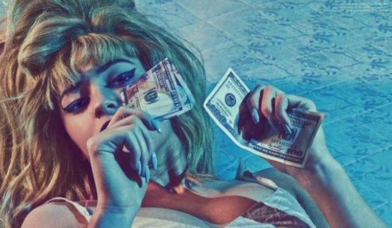 kylie-jenner-new-love-magazine-pics-01