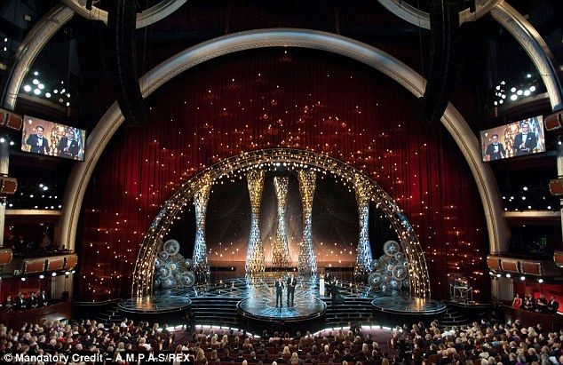 25FB303100000578-2958902-image-m-154 1424674646130 fc57d