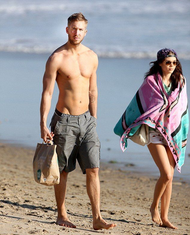 260B120200000578-2967266-image-a-17 1424800751102 53736