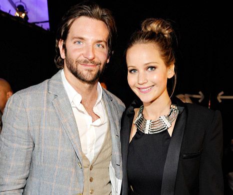 1362081801 bradley-cooper-jennifer-lawrence-lg 981df