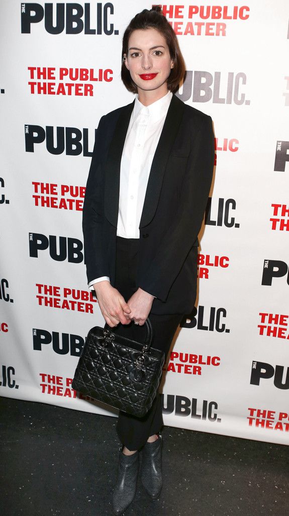 rs 575x1024-150311110110-634-anne-hathaway-broadway.ls.31115 f5055