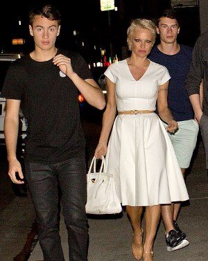 article-0-1C36D67100000578-129 634x716 d9b1c