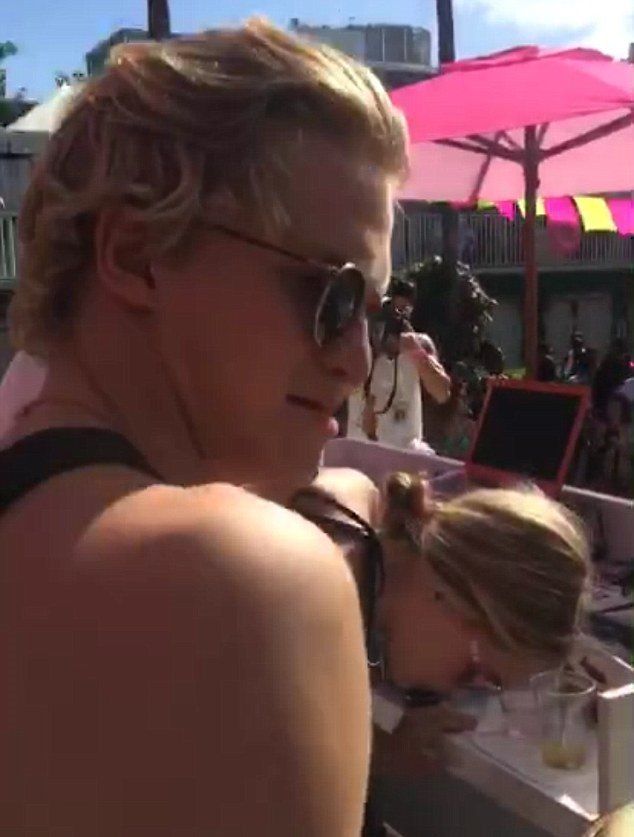 26B0336300000578-0-image-a-143 1426487982328 71e6b