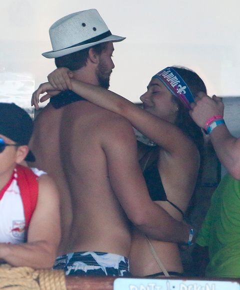 patrick-schwarzenegger-body-shots-hugging-girl-photos-025-480w 4d76d