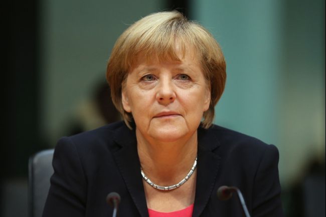merkel3220152 a8648