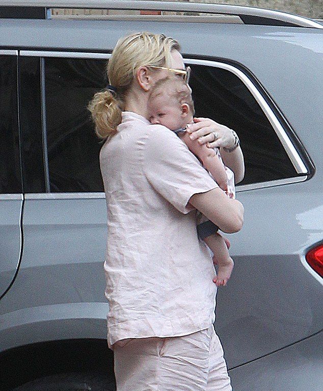 26D2AE9E00000578-0-image-a-7 1426849156240 98922