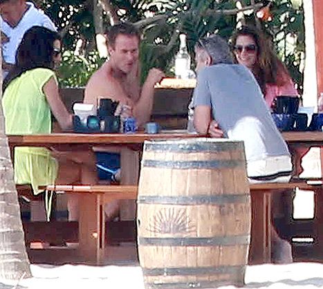 george-clooney-amal-alamuddin-rande-gerber-cindy-crawford-inline eeedd