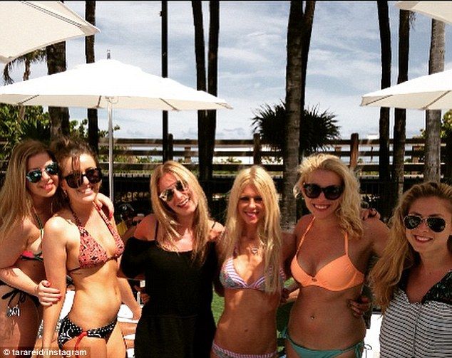 2725AEDB00000578-3018727-image-a-5 1427750504355 90c18