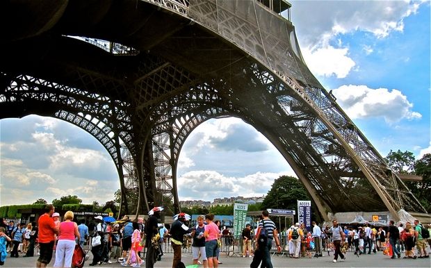 Eiffel Tower.JPG b 6eecd