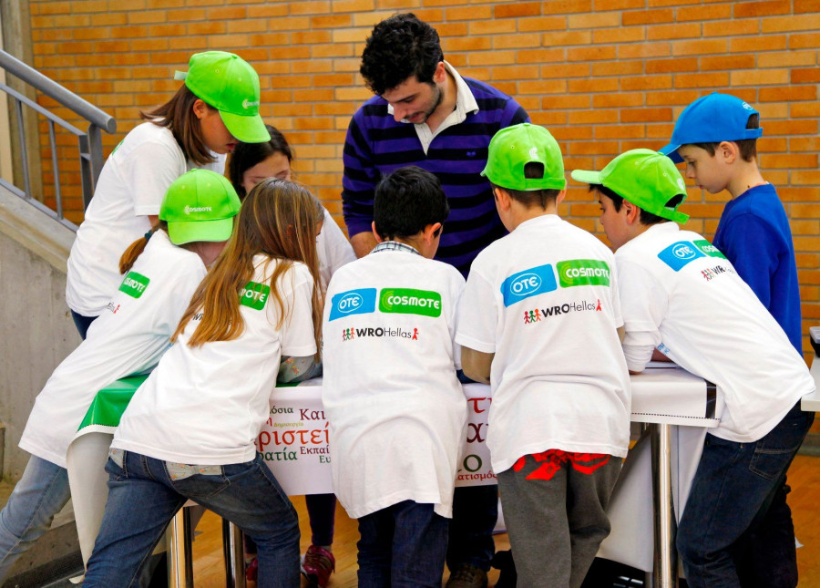 ote cosmote robotics2 72fe1