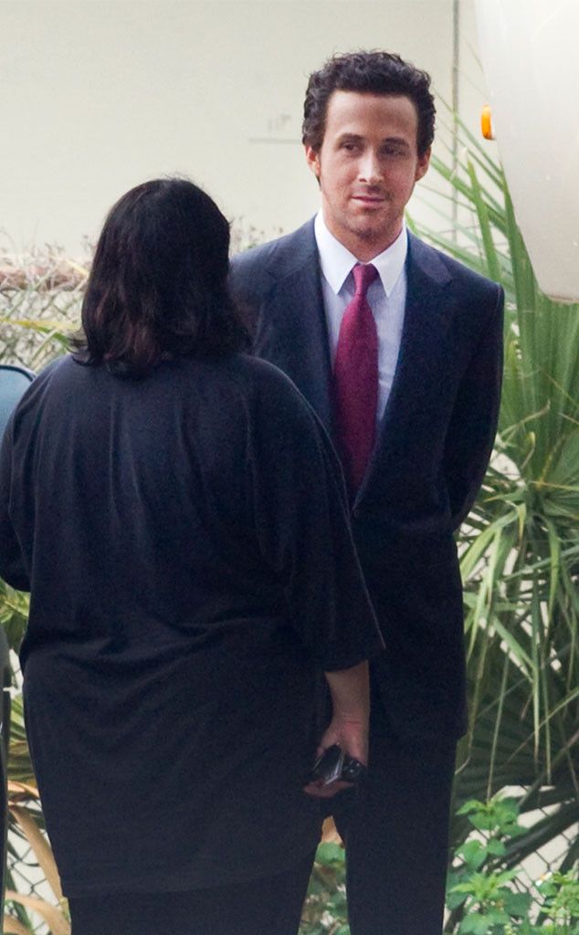 rs 634x1024-150415105155-634-ryan-gosling-dark-hair-on-set.jw.41515 0ad54