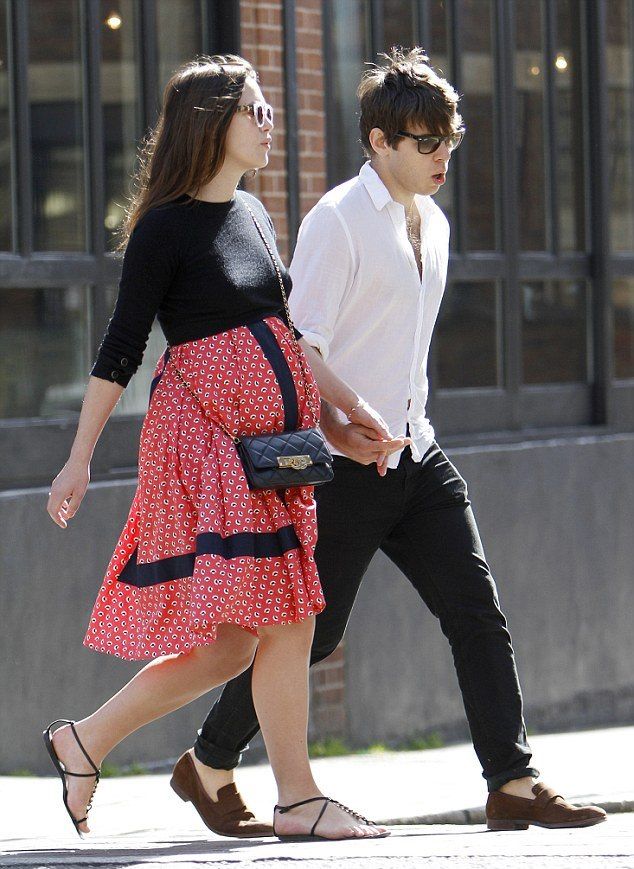 279FE28F00000578-3041583-image-a-72 1429180126367 baf73