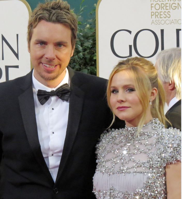 Kristen-Bell-Pregnant-Dax-Shepard-Oscars-2013 b3734