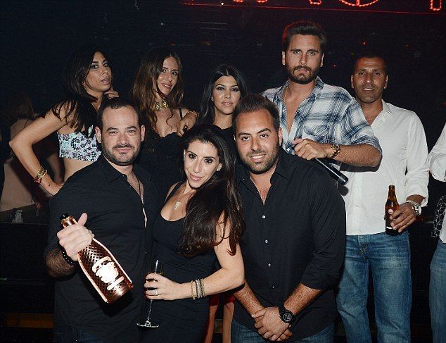 27BC9DF500000578-3045475-image-a-59 1429442304653 943c5