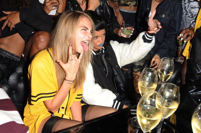 rihanna-cara-delevingne 3e44f