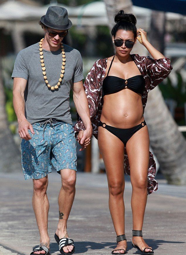 27C0A07D00000578-3046139-image-m-107 1429473648219 a65e6