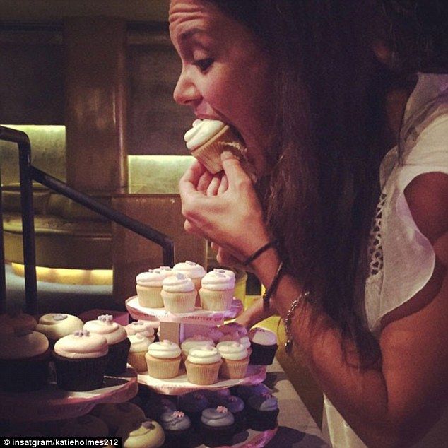 27CB785E00000578-0-image-a-64 1429560465640 61087