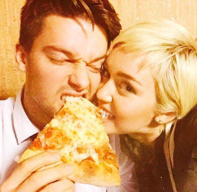 27CC0F6600000578-3047894-image-a-27 1429572643333 11d53